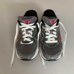 SAUCONY Cohesion 7 walking sneakers - WM 6.5